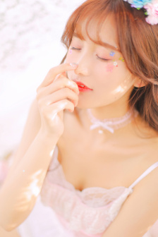 赤眼妖姬